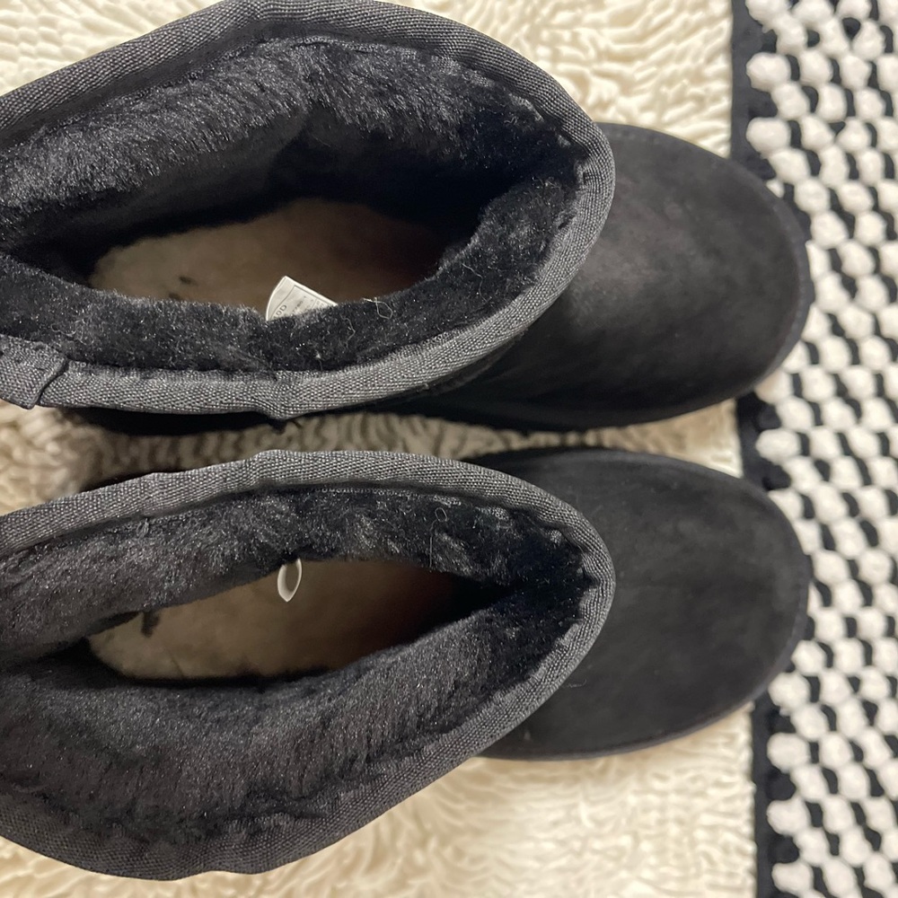 UGG Classic Black Boots - Picture 7 of 7
